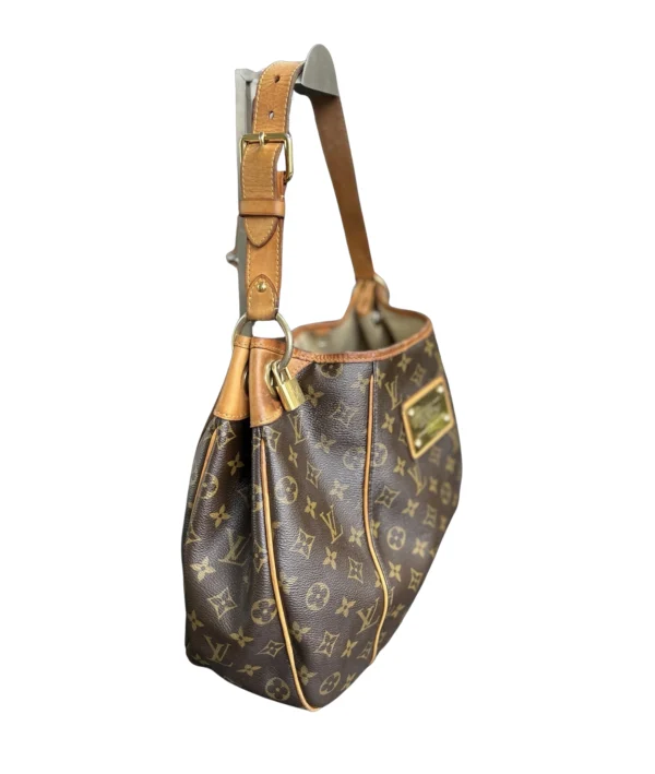 Louis Vuitton Galliera PM